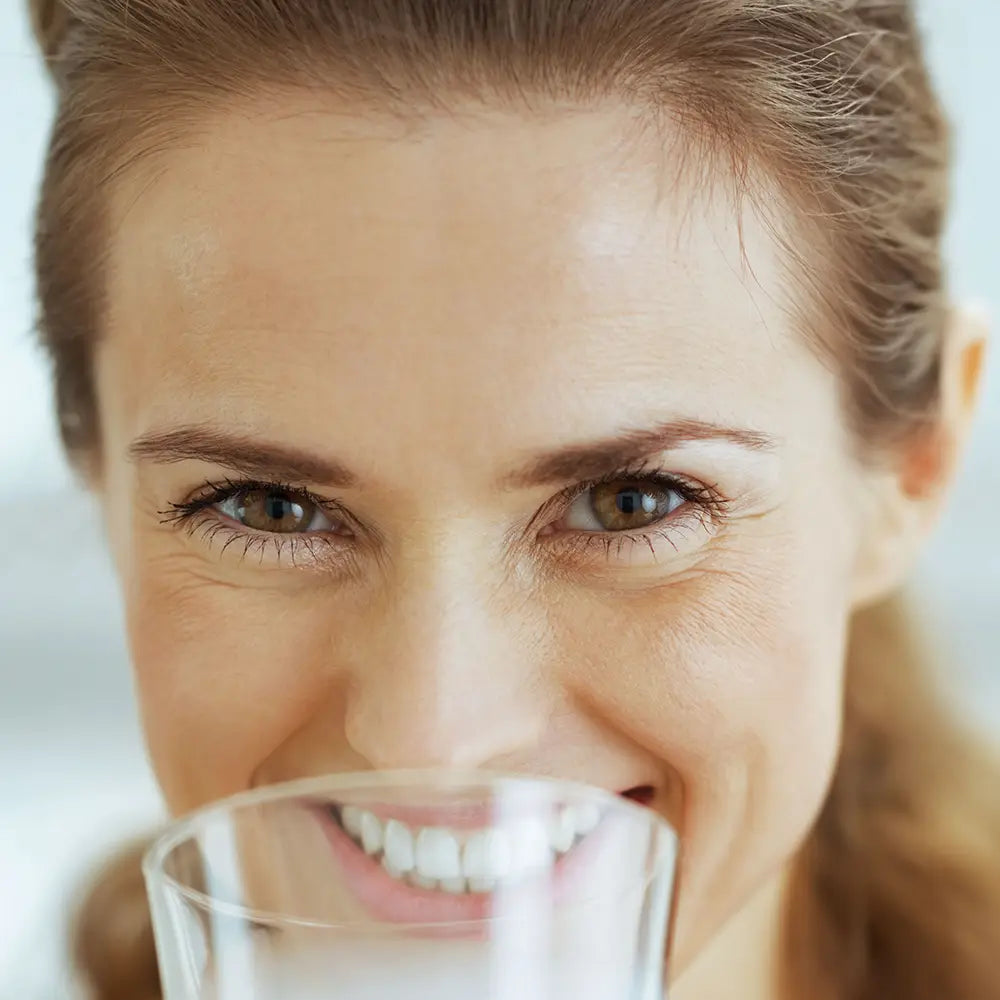 Drenante Detox donna che sorride CTA.webp__PID:462ca295-7f65-49b2-a6e3-800def684b84